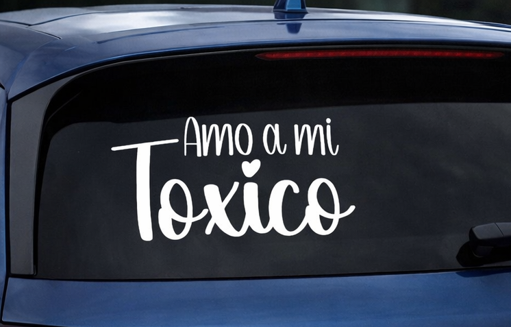 Amo Mi Toxico/a Car Decal